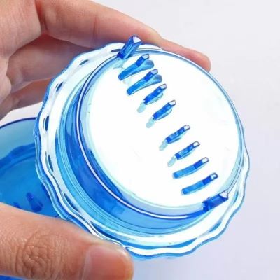 hachoir manuel solide rotatif