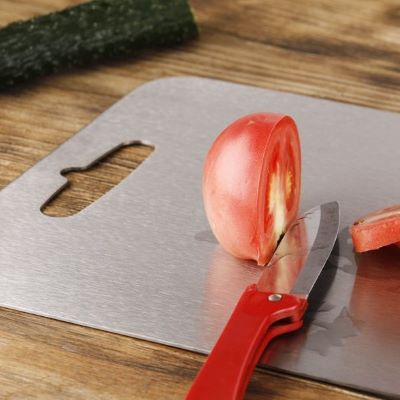 planche à découper en titane robuste