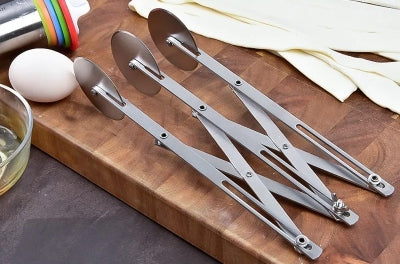 couteau à pâte trois roues extensibles