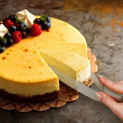 trancheuse morceau gâteau